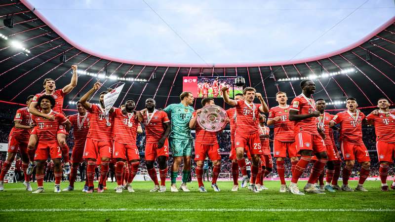 Đội tuyển có kết quả hạng 2 Đức tốt nhất kỷ lục là Bayern Munich